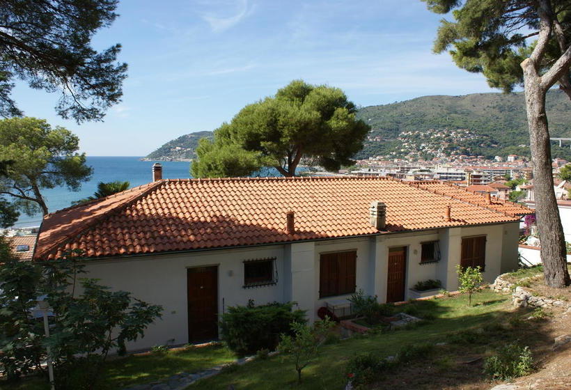 בית מלון כפרי Albergo La Pineta