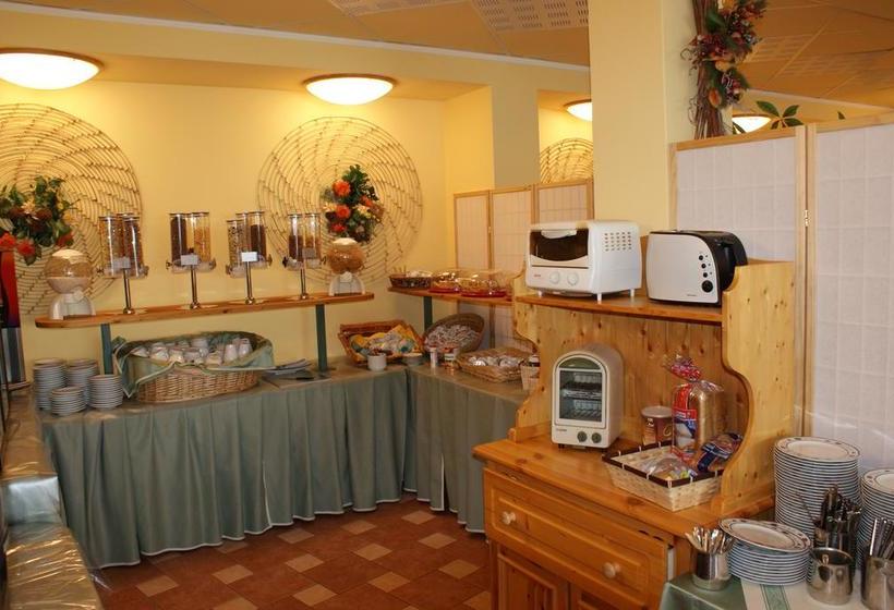 בית מלון כפרי Albergo La Pineta