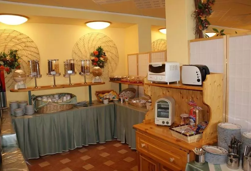 ホテル Albergo La Pineta