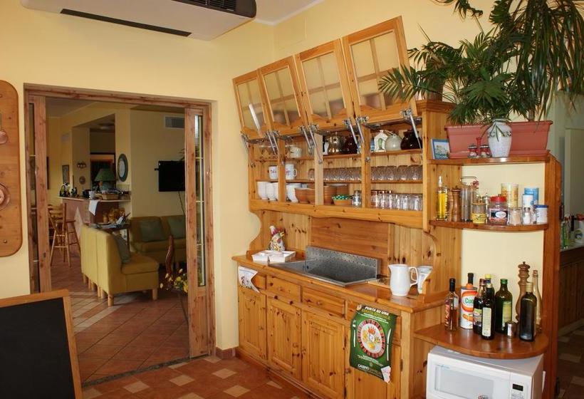 בית מלון כפרי Albergo La Pineta