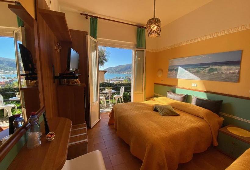 בית מלון כפרי Albergo La Pineta