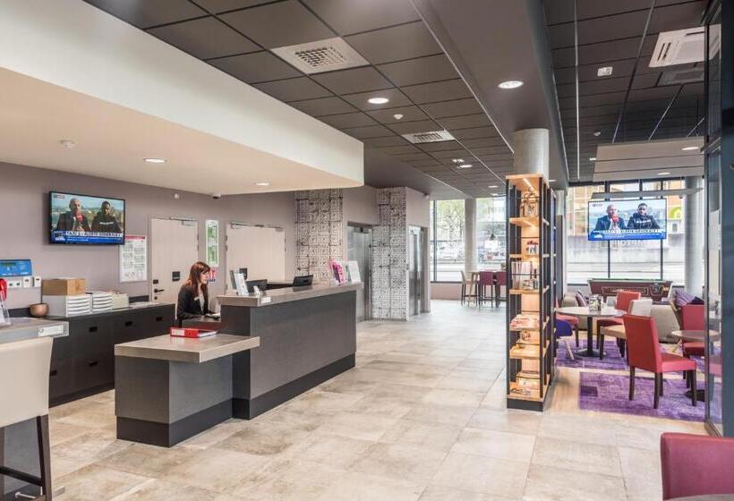 בית מלון כפרי Campanile Le Mans Centre  Gare