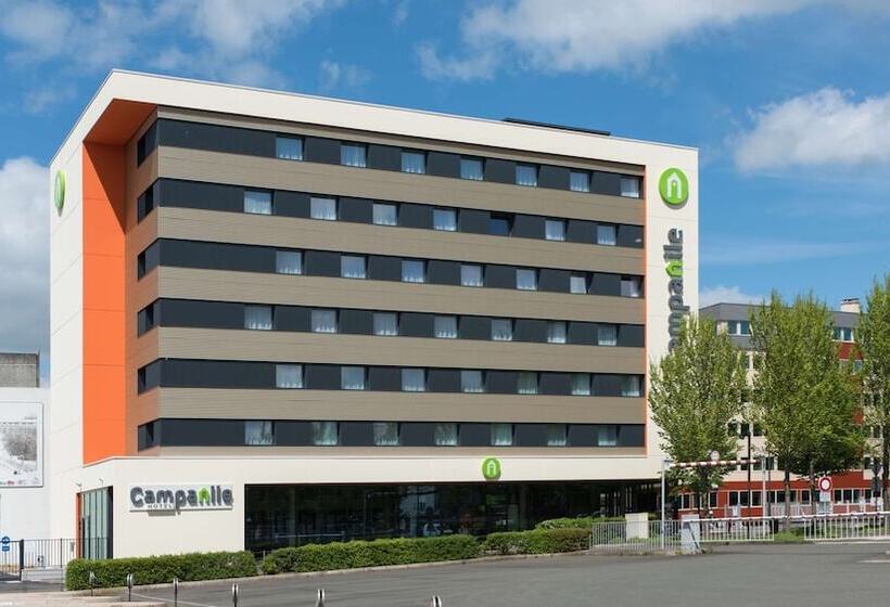 בית מלון כפרי Campanile Le Mans Centre  Gare