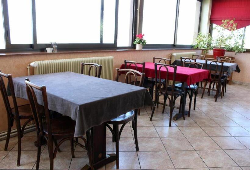 בית מלון כפרי Hôtel Evian Express   Terminus