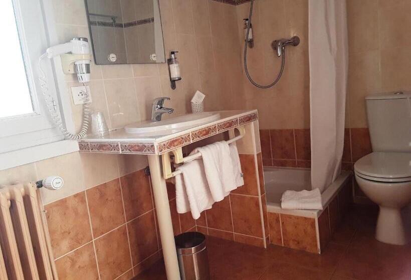 בית מלון כפרי Hôtel Evian Express   Terminus