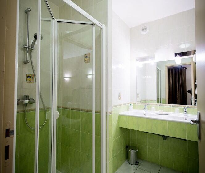 בית מלון כפרי Le Lion d'Or