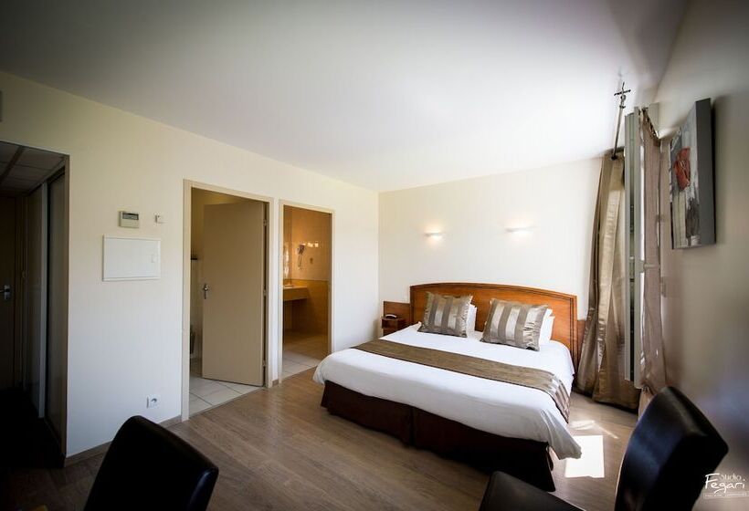 בית מלון כפרי Le Lion d'Or