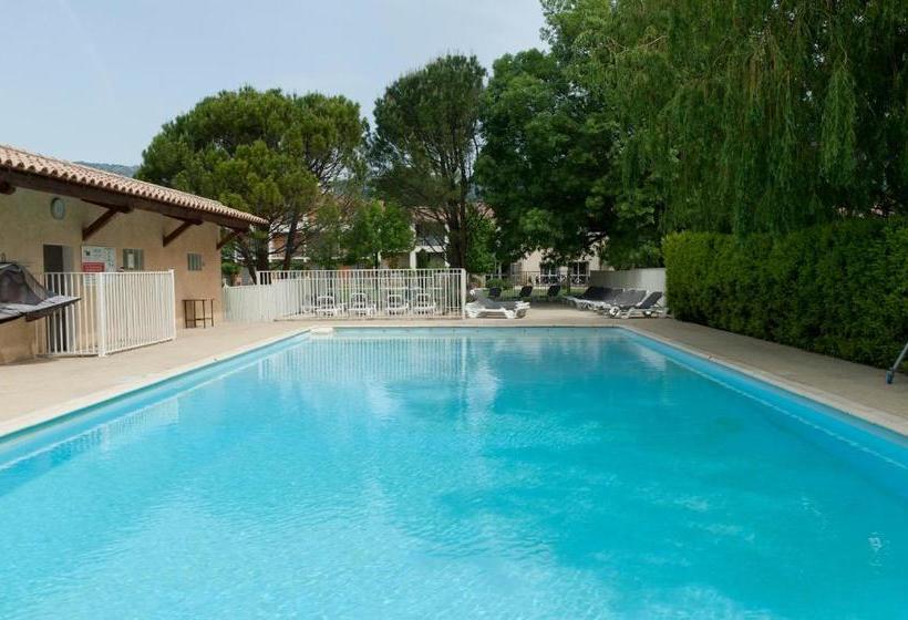 ホテル Vtf Les Florans