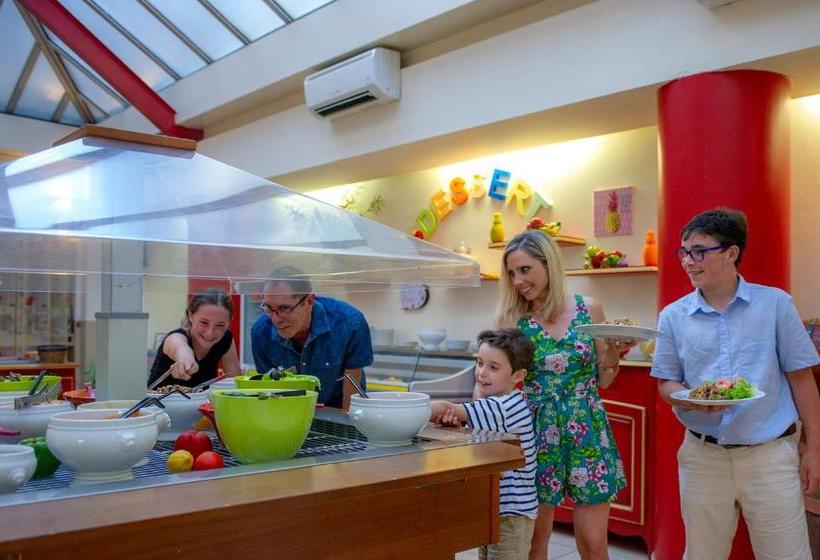 ホテル Vtf Les Florans