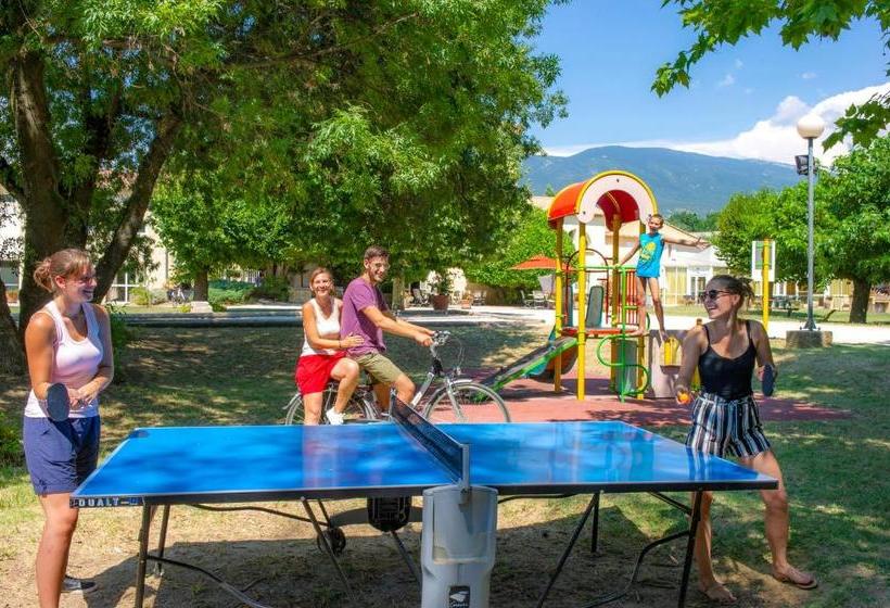 ホテル Vtf Les Florans