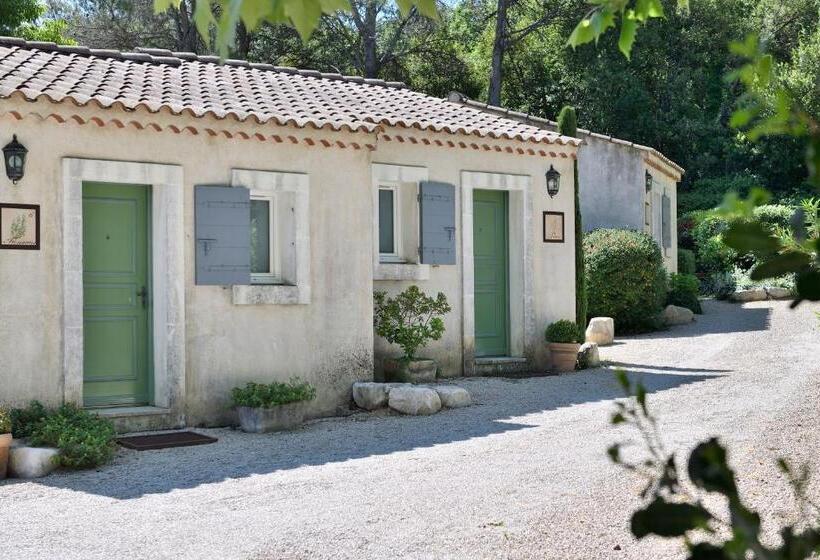 Отель Les Mazets De Marie De Jules