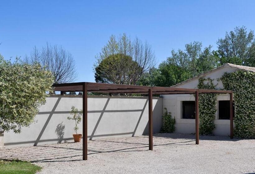 Отель Les Mazets De Marie De Jules