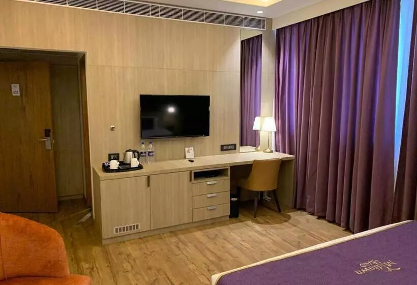 Hotelli Midtown Grand