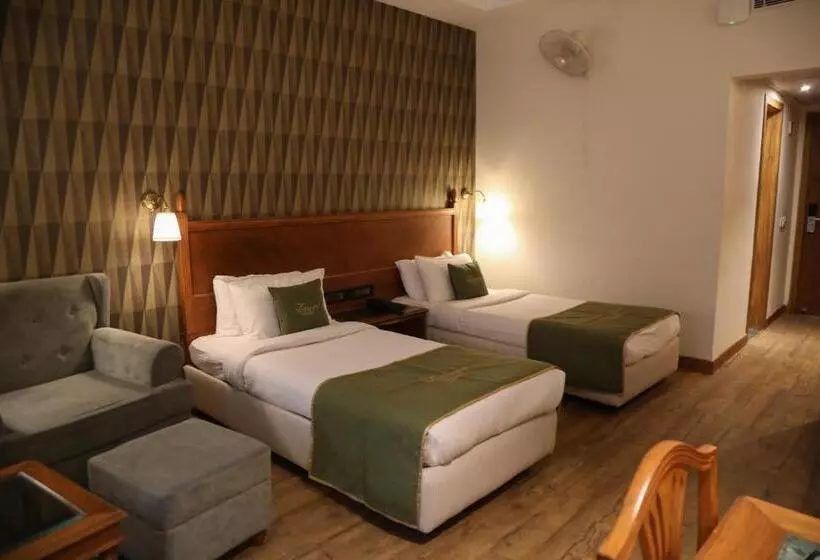 Hotelli Midtown Grand