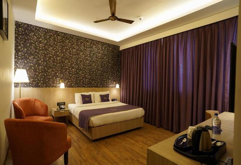 ホテル Midtown Grand