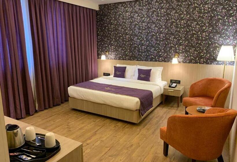 ホテル Midtown Grand