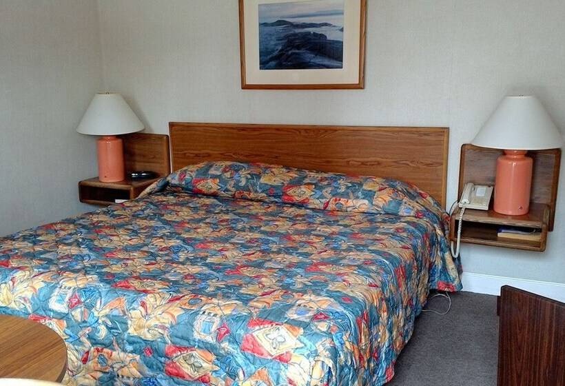 Отель Spruceglen Inn