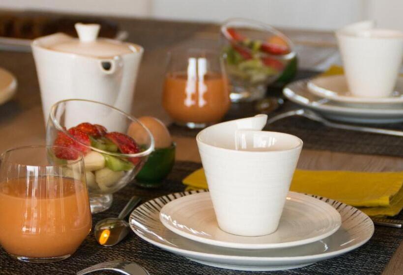 فندق Villa Lascaux, Maison D Hôtes