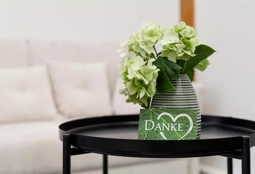 ホテル Zur Linde Dein Self Check In