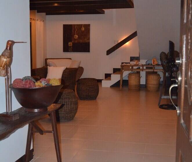 بنسيون Seahorse Villa