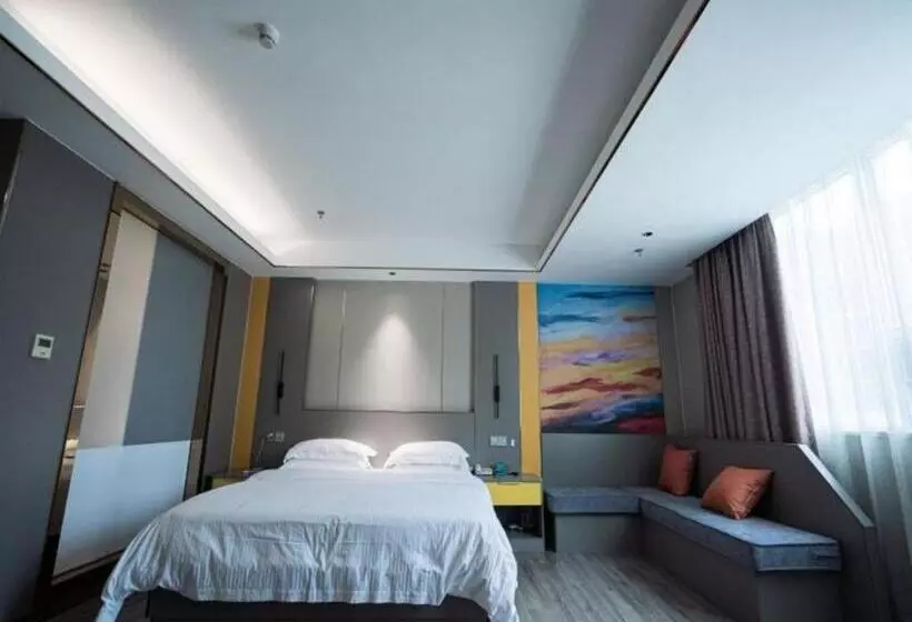 Hotelli Greentree Inn Meizhou Meijiang District Wanda Plaza