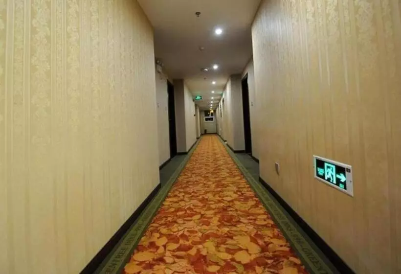 Hotelli Greentree Inn Meizhou Meijiang District Wanda Plaza