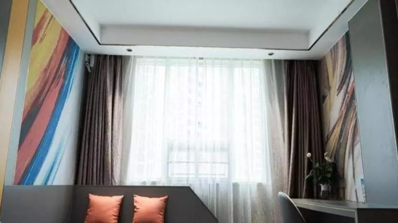 Hotelli Greentree Inn Meizhou Meijiang District Wanda Plaza