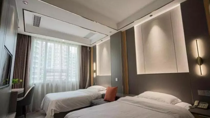 Hotelli Greentree Inn Meizhou Meijiang District Wanda Plaza