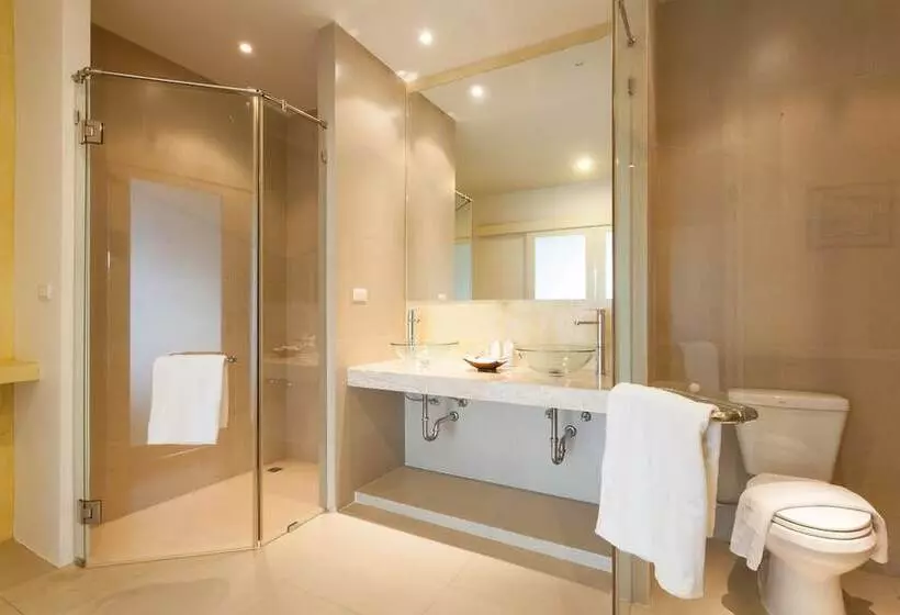 Amala Grand Bleu Resort Hilltops   Sha