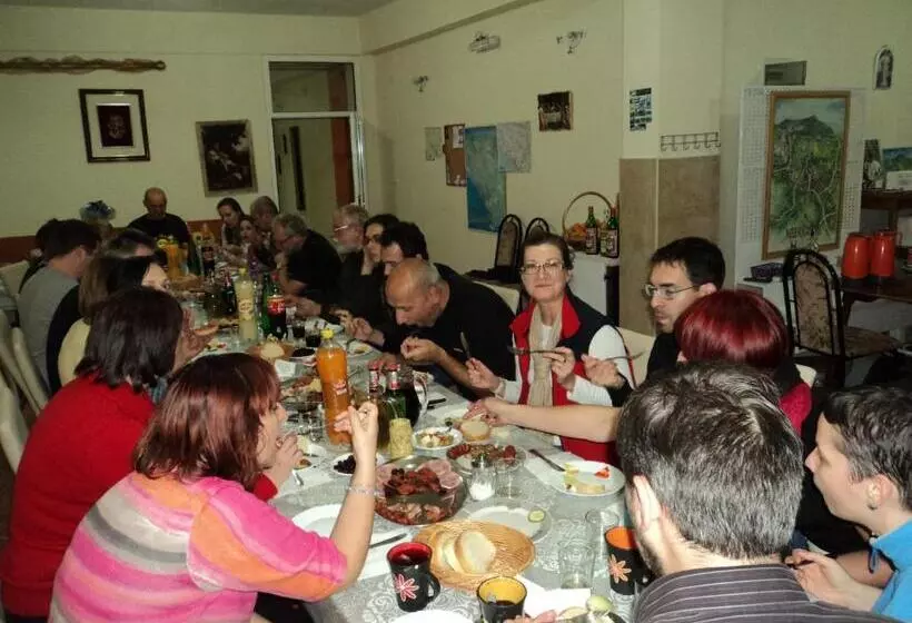 تختخواب و صبحانه Pansion Modana Medjugorje