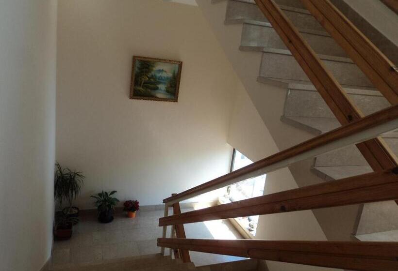 تختخواب و صبحانه Pansion Modana Medjugorje