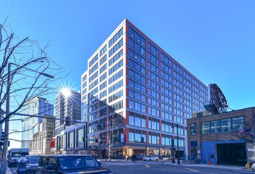Global Luxury Suites At Fenway