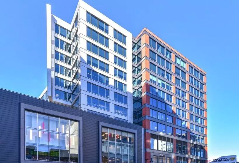 Global Luxury Suites At Fenway
