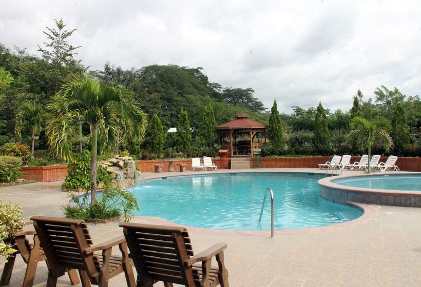 هتل Aguas Termales San Martín