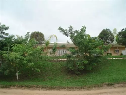 هتل Aguas Termales San Martín