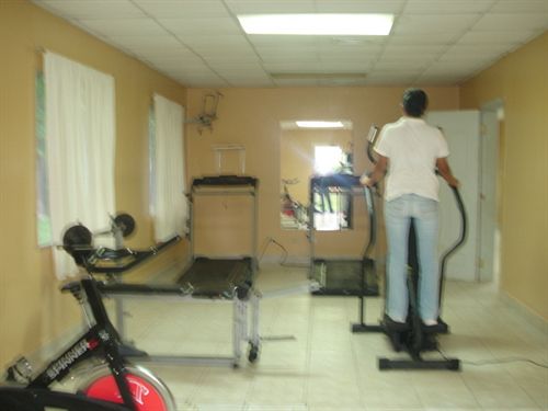 هتل Aguas Termales San Martín