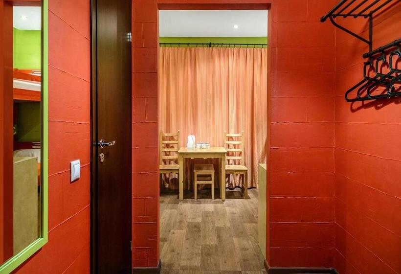 هتل Ays Club Sheregesh