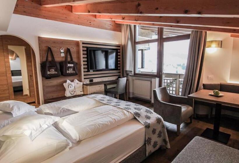 Отель Dolasilla Mountain Panoramic Wellness