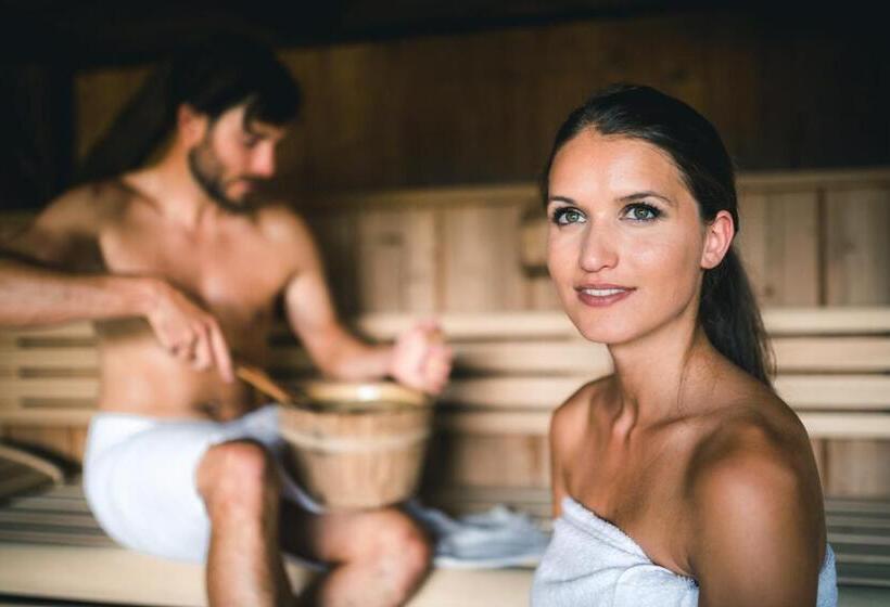 Отель Dolasilla Mountain Panoramic Wellness