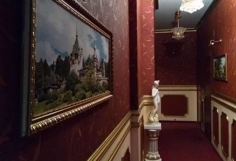 فندق Dvoryanskaya