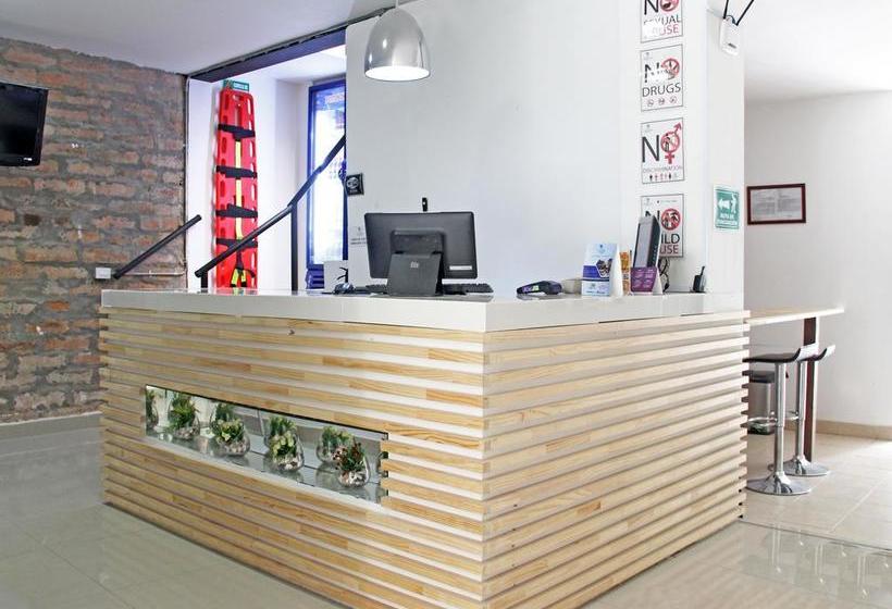 فندق Lleras Suite