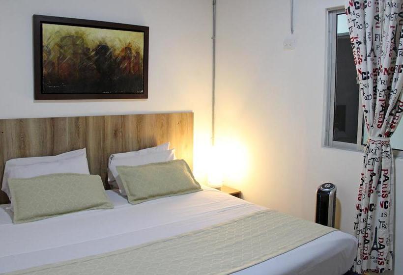 فندق Lleras Suite