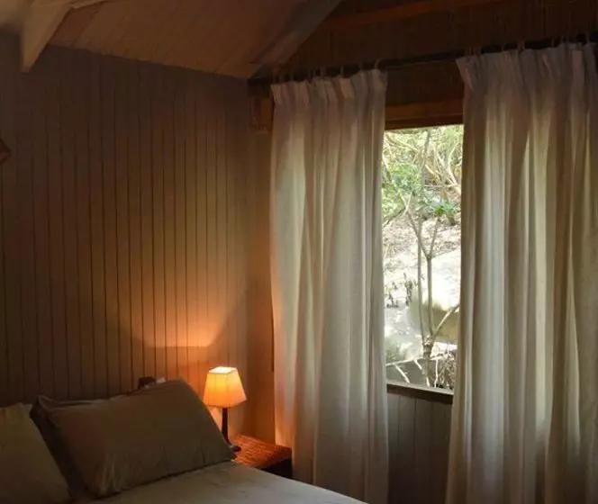 ホテル Ntsuty Lodge