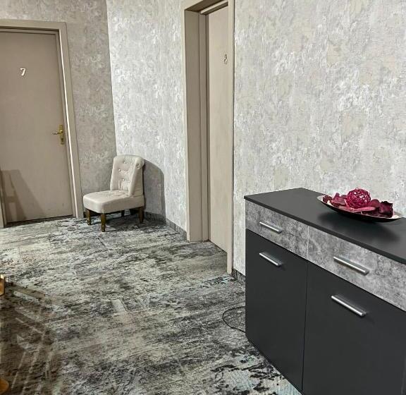 ホテル Pensiunea Crescent Predeal