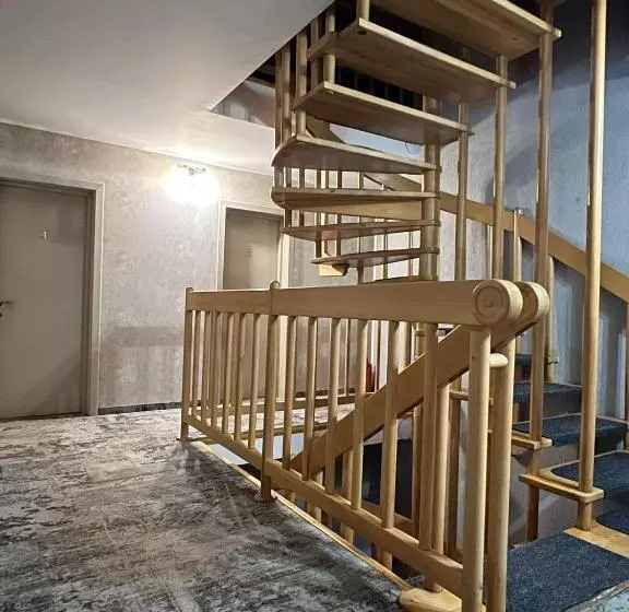 Hotel Pensiunea Crescent Predeal