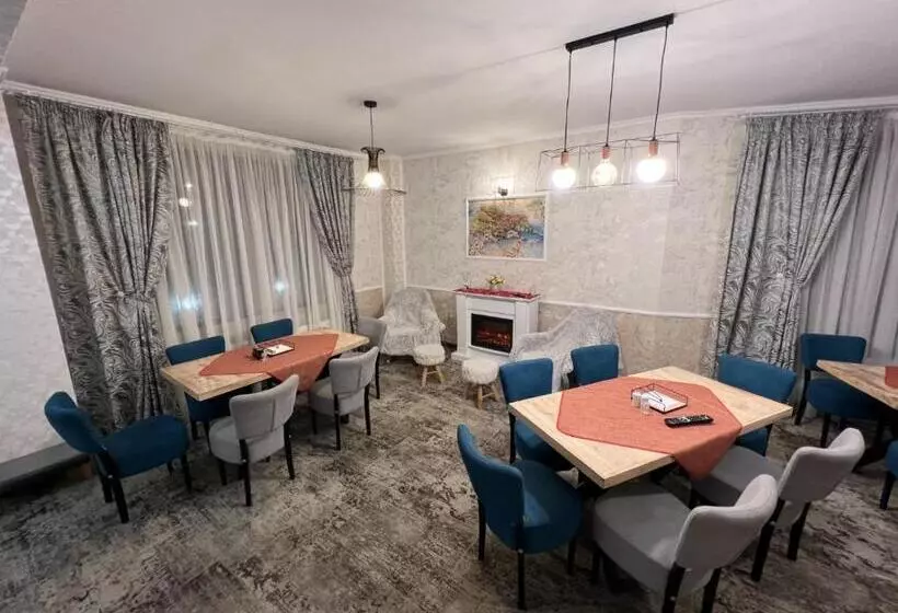Hotel Pensiunea Crescent Predeal