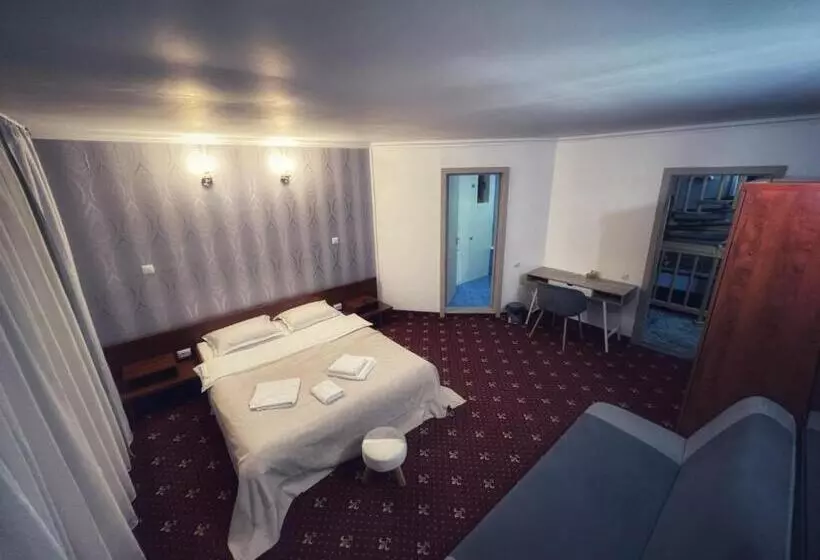 Hotel Pensiunea Crescent Predeal