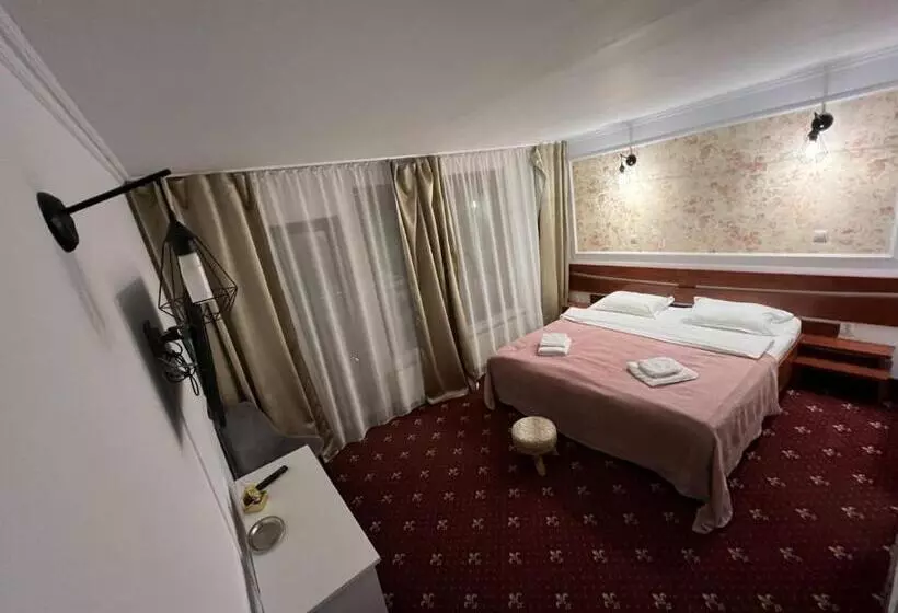 Hotel Pensiunea Crescent Predeal