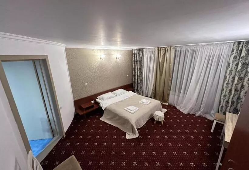 Hotel Pensiunea Crescent Predeal