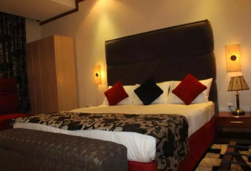 هتل Victoria Blue S & Apartments